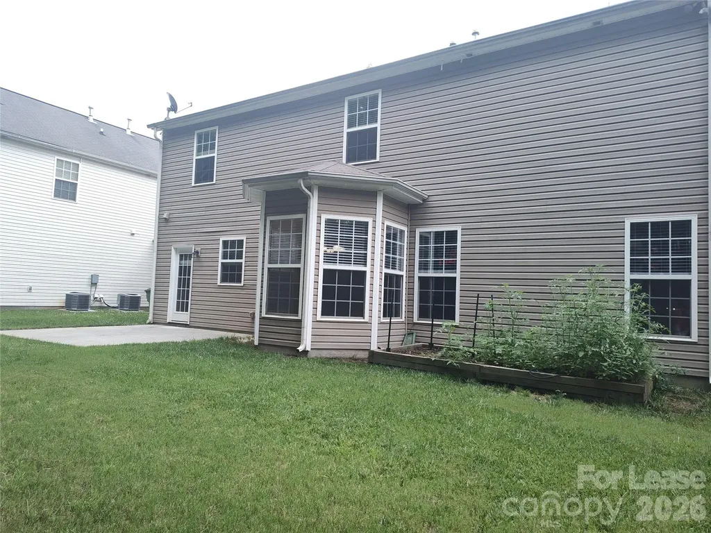 16121 Long Talon Way Charlotte NC 28278