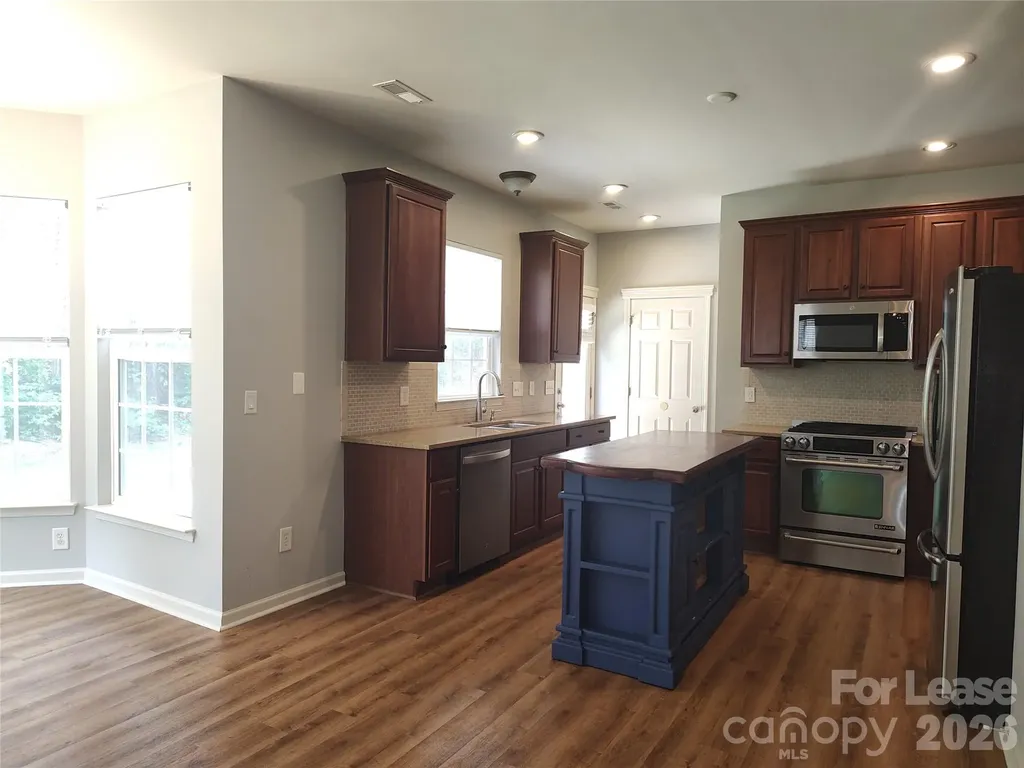16121 Long Talon Way Charlotte NC 28278