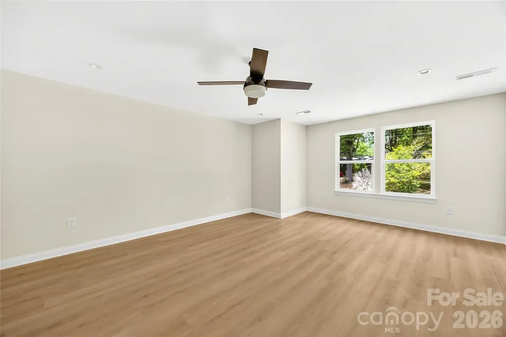 1940 Purser Drive Charlotte NC 28215