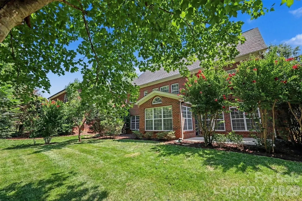 2400 River Oaks Drive Waxhaw NC 28173
