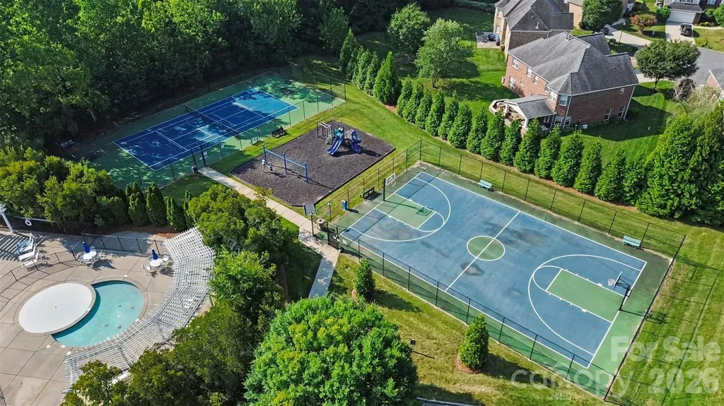 2400 River Oaks Drive Waxhaw NC 28173