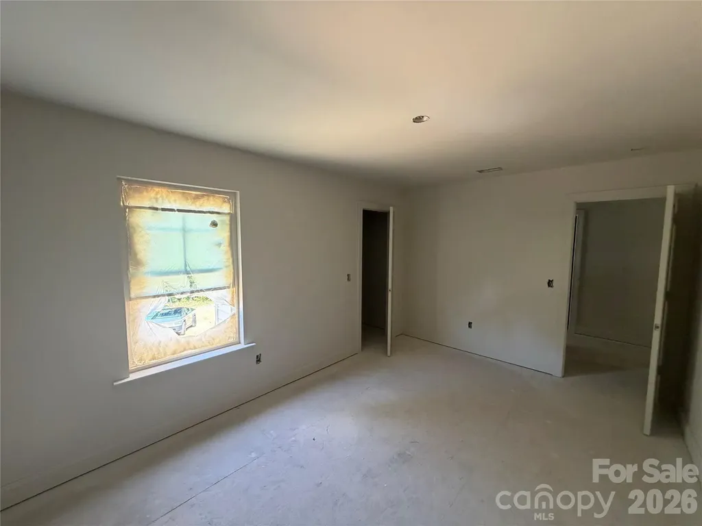 548 Carolyn Lane Charlotte NC 28213