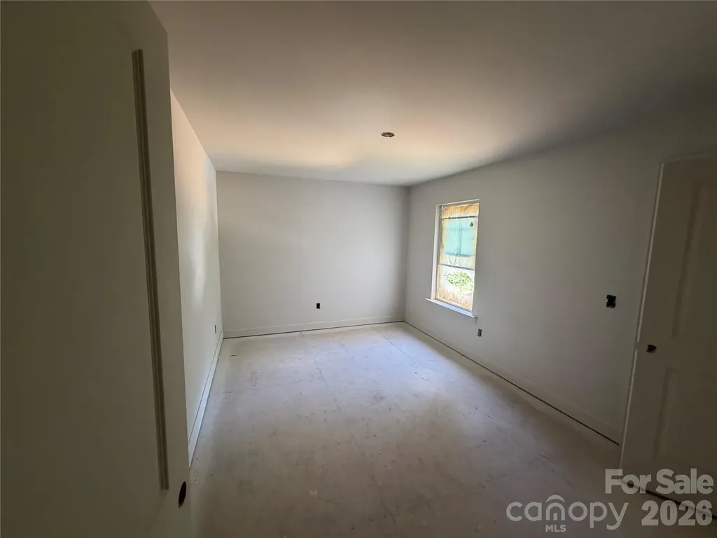 548 Carolyn Lane Charlotte NC 28213