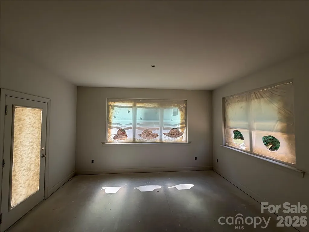 548 Carolyn Lane Charlotte NC 28213