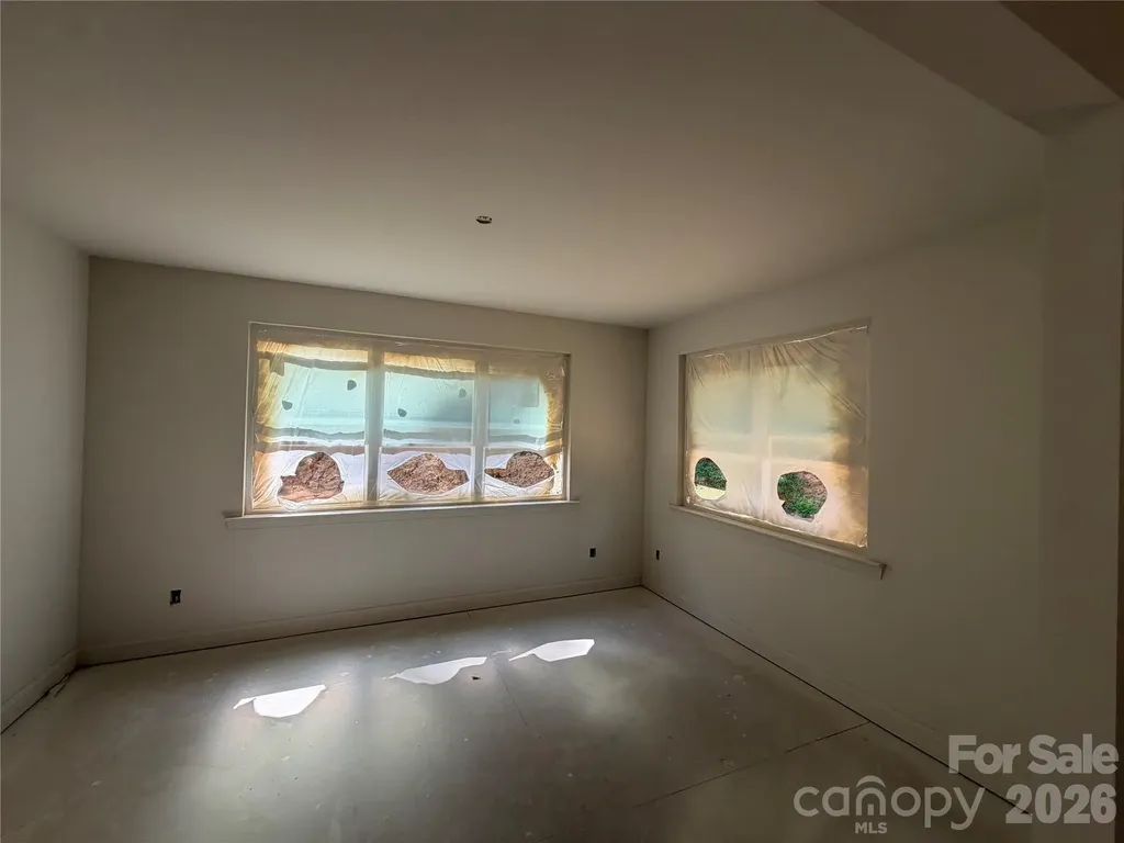 548 Carolyn Lane Charlotte NC 28213