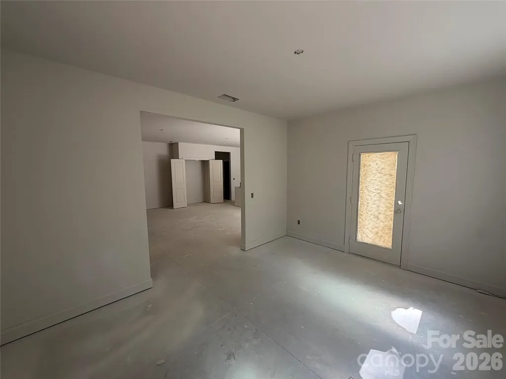 548 Carolyn Lane Charlotte NC 28213