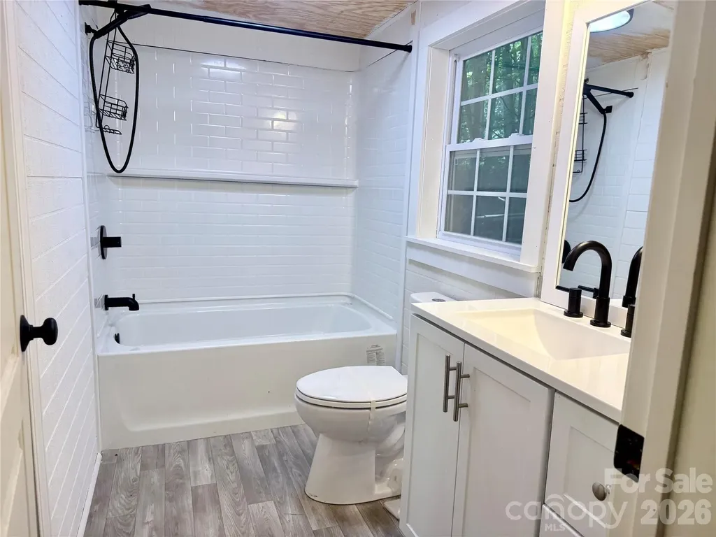 488 Cad Campbell Road Bakersville NC 28705