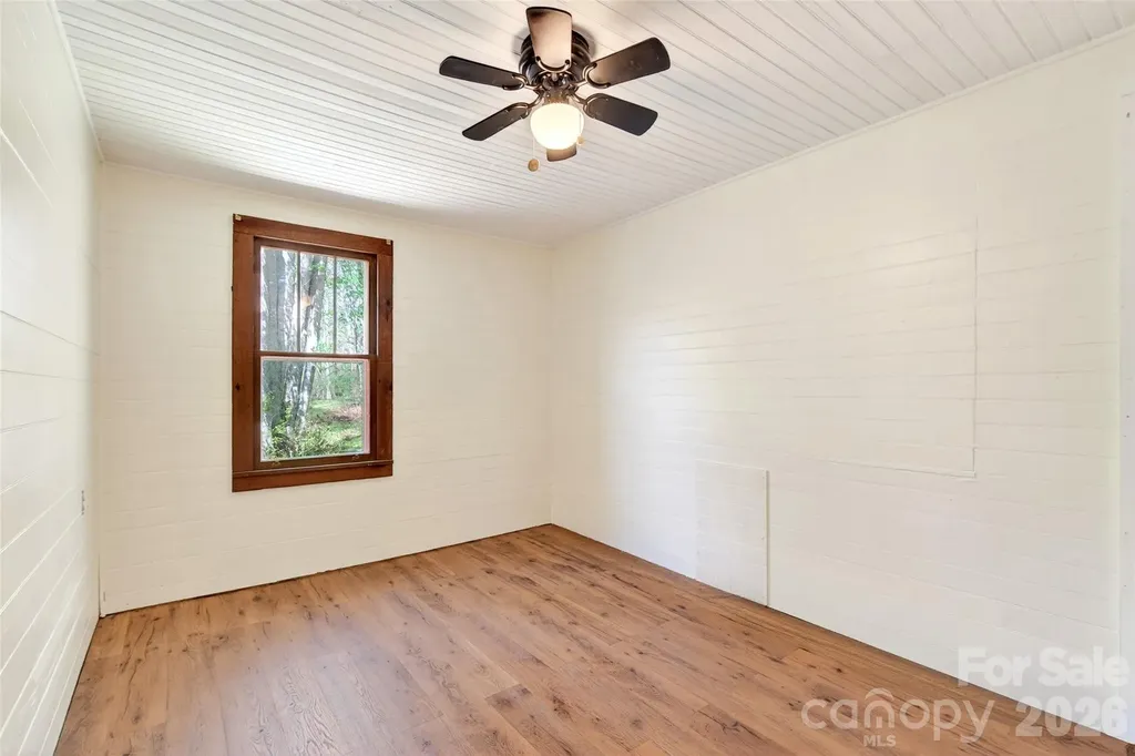 488 Cad Campbell Road Bakersville NC 28705