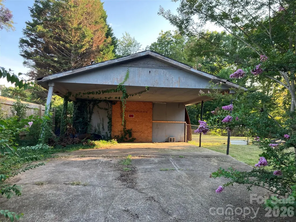 123 Dalehurst Drive Forest City NC 28043