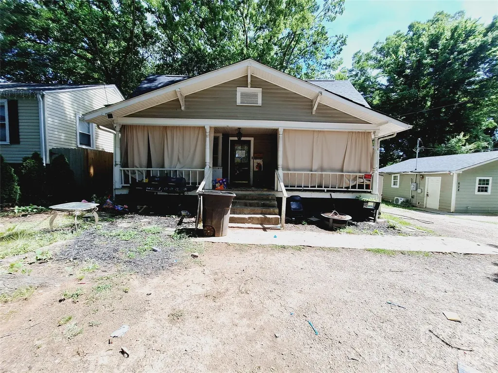 632 Wood Street Statesville NC 28677