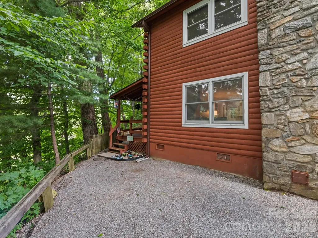 30 Katydid Lane Maggie Valley NC 28751