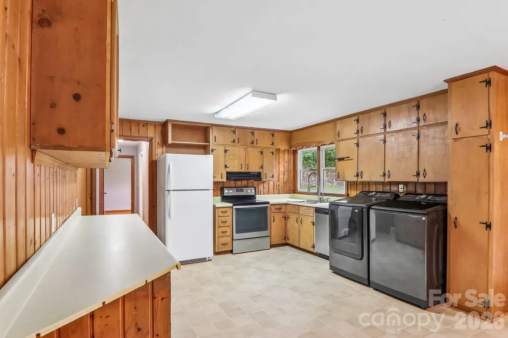 131 & 135 Boyd Avenue Waynesville NC 28786