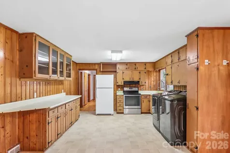 131 & 135 Boyd Avenue Waynesville NC 28786