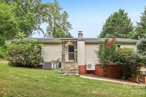 131 & 135 Boyd Avenue Waynesville NC 28786