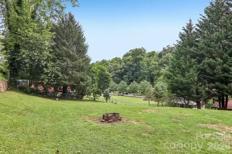 131 & 135 Boyd Avenue Waynesville NC 28786