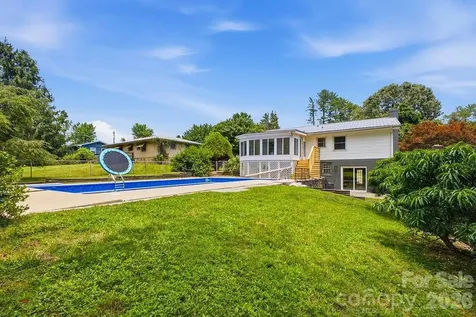 118 Willowbrook Road Hendersonville NC 28792