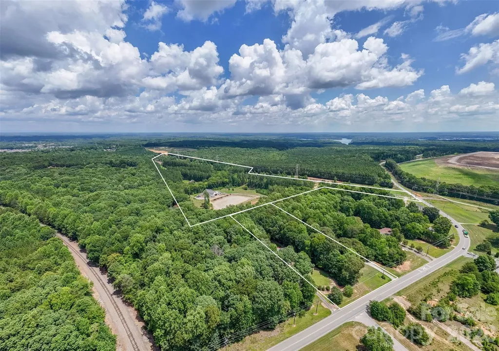 8178 Island Point Road Sherrills Ford NC 28673