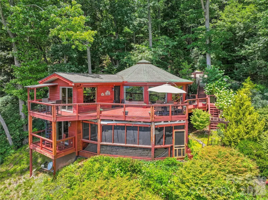 632 Dogwood Trail Waynesville NC 28786
