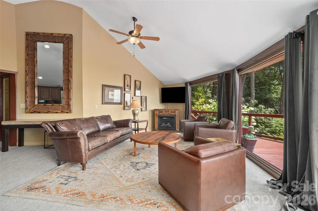 632 Dogwood Trail Waynesville NC 28786