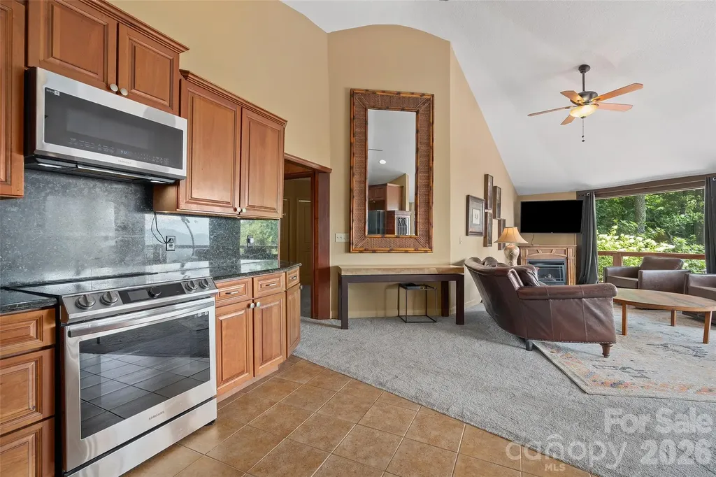 632 Dogwood Trail Waynesville NC 28786
