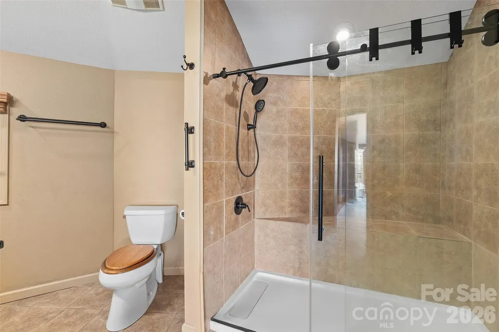 632 Dogwood Trail Waynesville NC 28786