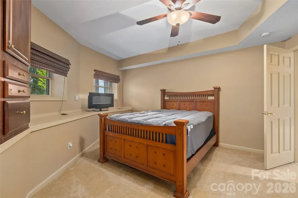 632 Dogwood Trail Waynesville NC 28786