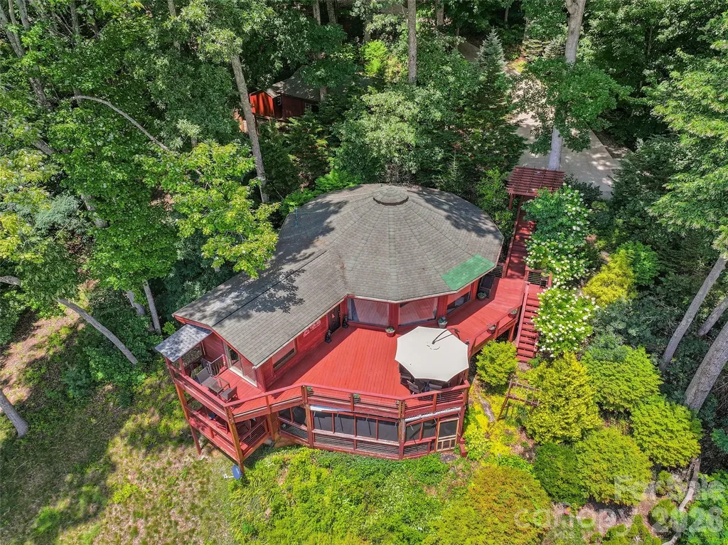 632 Dogwood Trail Waynesville NC 28786