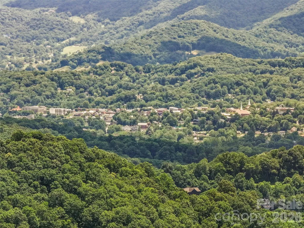 632 Dogwood Trail Waynesville NC 28786