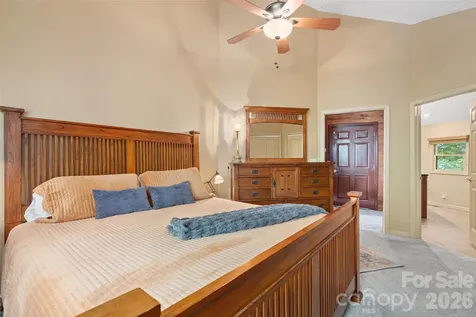 632 Dogwood Trail Waynesville NC 28786