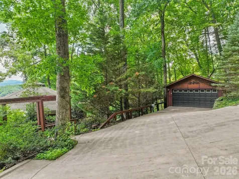 632 Dogwood Trail Waynesville NC 28786
