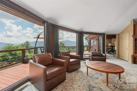 632 Dogwood Trail Waynesville NC 28786