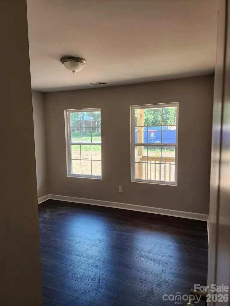 1940 Friendly Lane Newton NC 28658