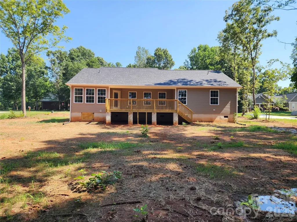 1940 Friendly Lane Newton NC 28658