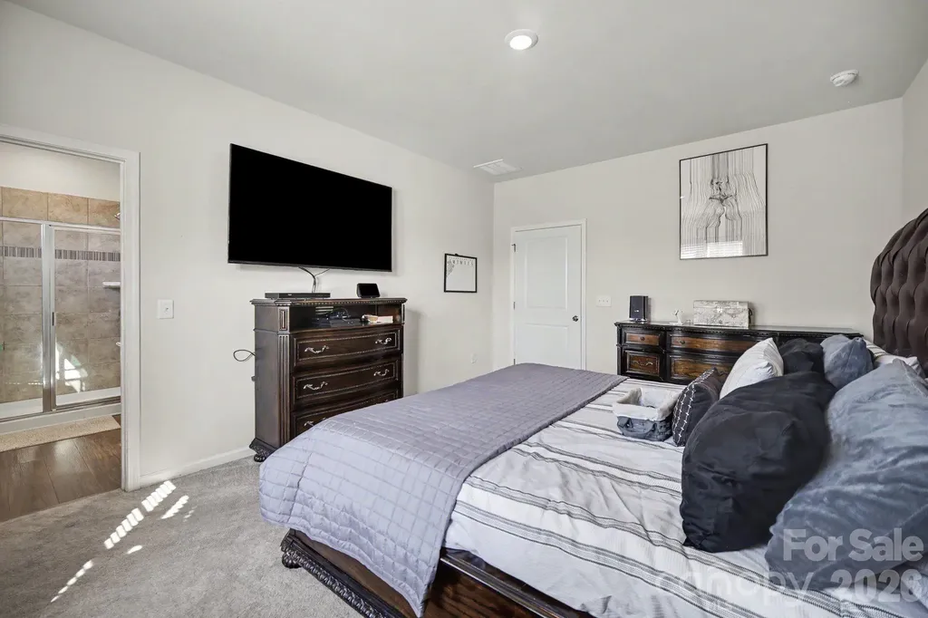 2760 Legacy Ridge Lane Catawba NC 28609