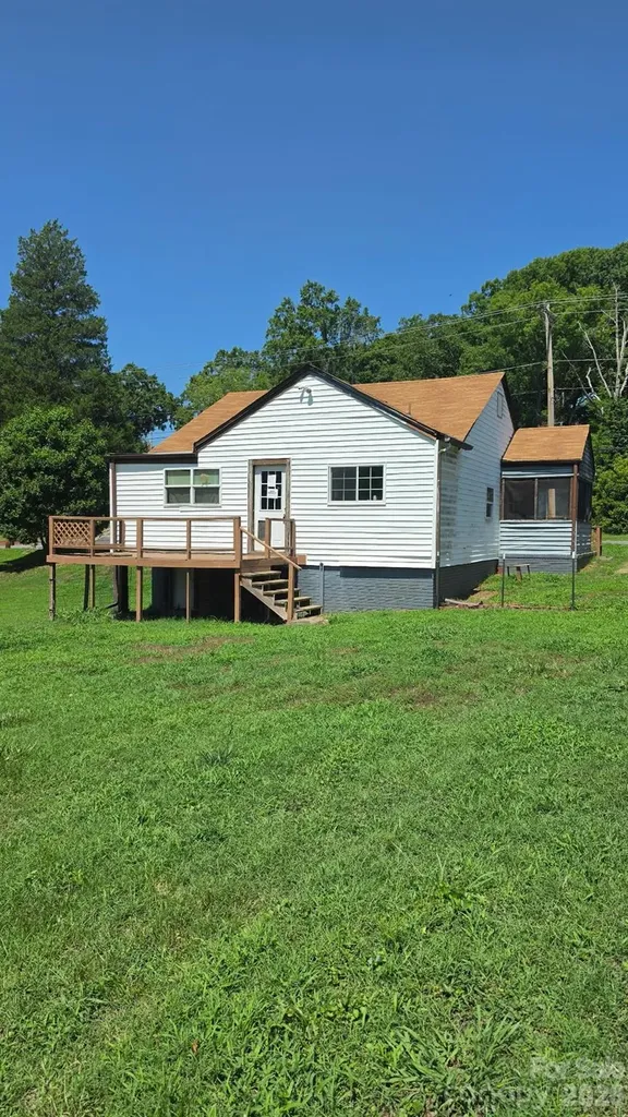 1607 W Main Street Albemarle NC 28001
