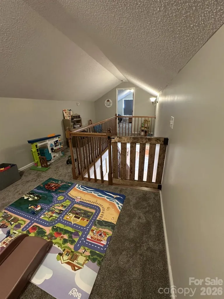 724 Johnson Farm Road Hiddenite NC 28636