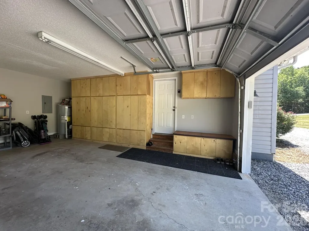 724 Johnson Farm Road Hiddenite NC 28636