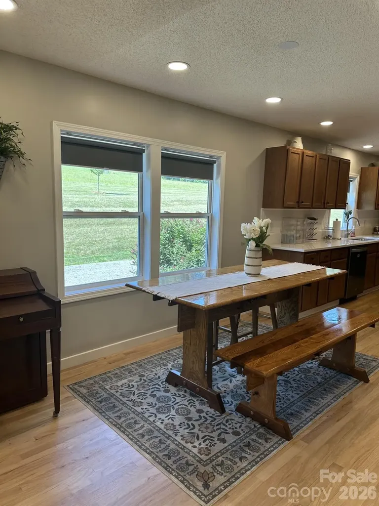 724 Johnson Farm Road Hiddenite NC 28636