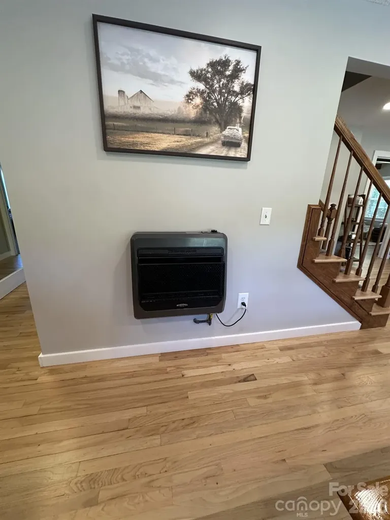 724 Johnson Farm Road Hiddenite NC 28636