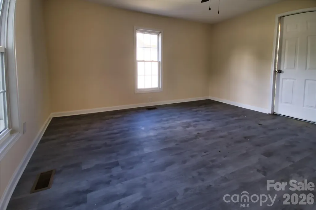 3209 Lowell Road Gastonia NC 28054