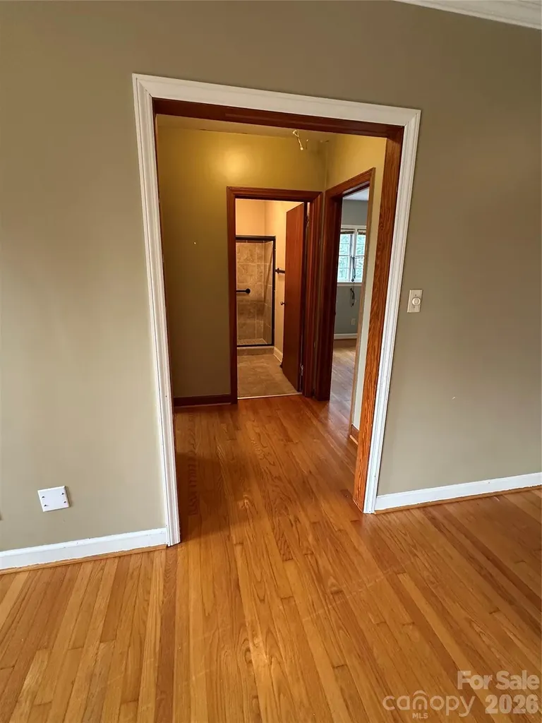 610 Enka Lake Road Candler NC 28715