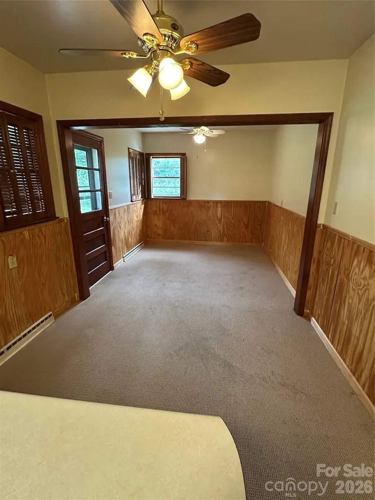 610 Enka Lake Road Candler NC 28715