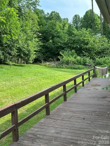 610 Enka Lake Road Candler NC 28715