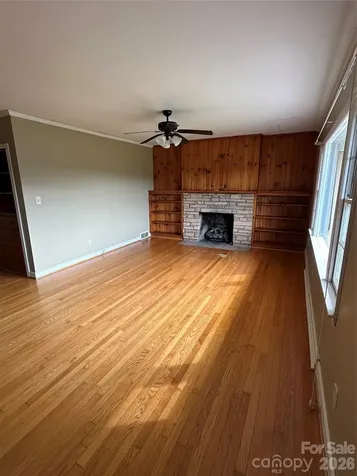610 Enka Lake Road Candler NC 28715