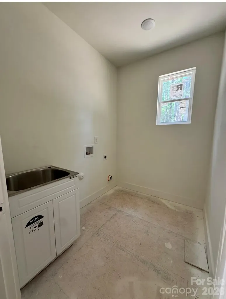 641 Knollwood Circle Albemarle NC 28001