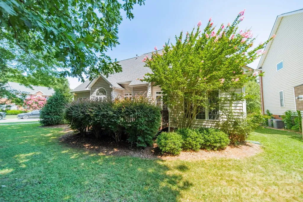 20400 Marblehead Court Cornelius NC 28031