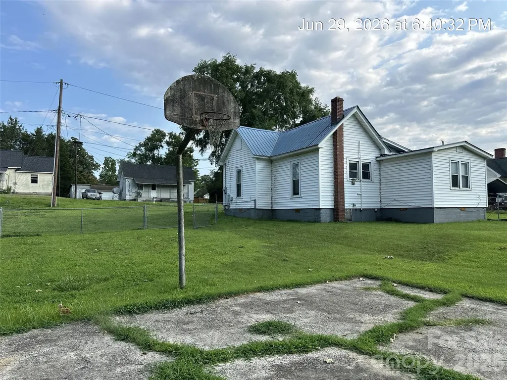175 Grove Street Cooleemee NC 27014