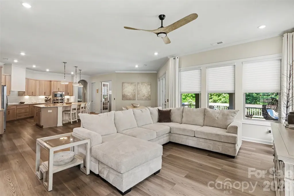 122 Campanile Drive Mooresville NC 28117