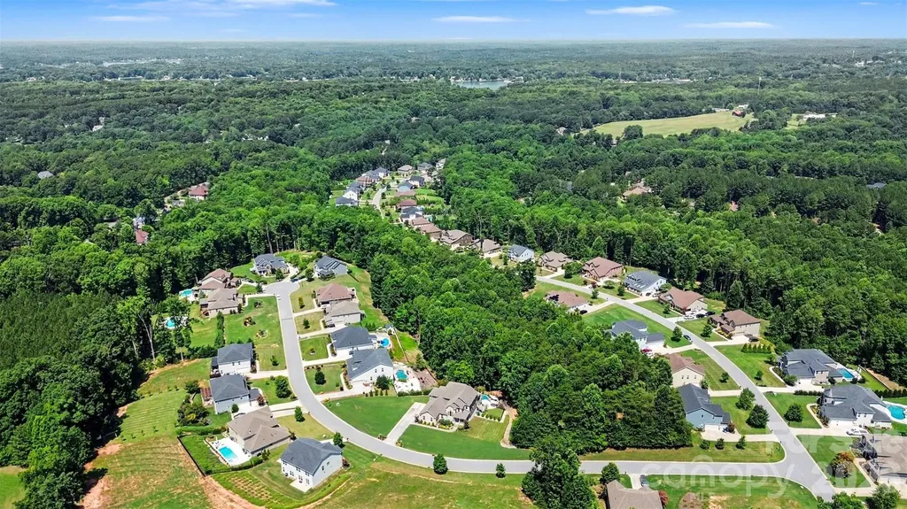 122 Campanile Drive Mooresville NC 28117