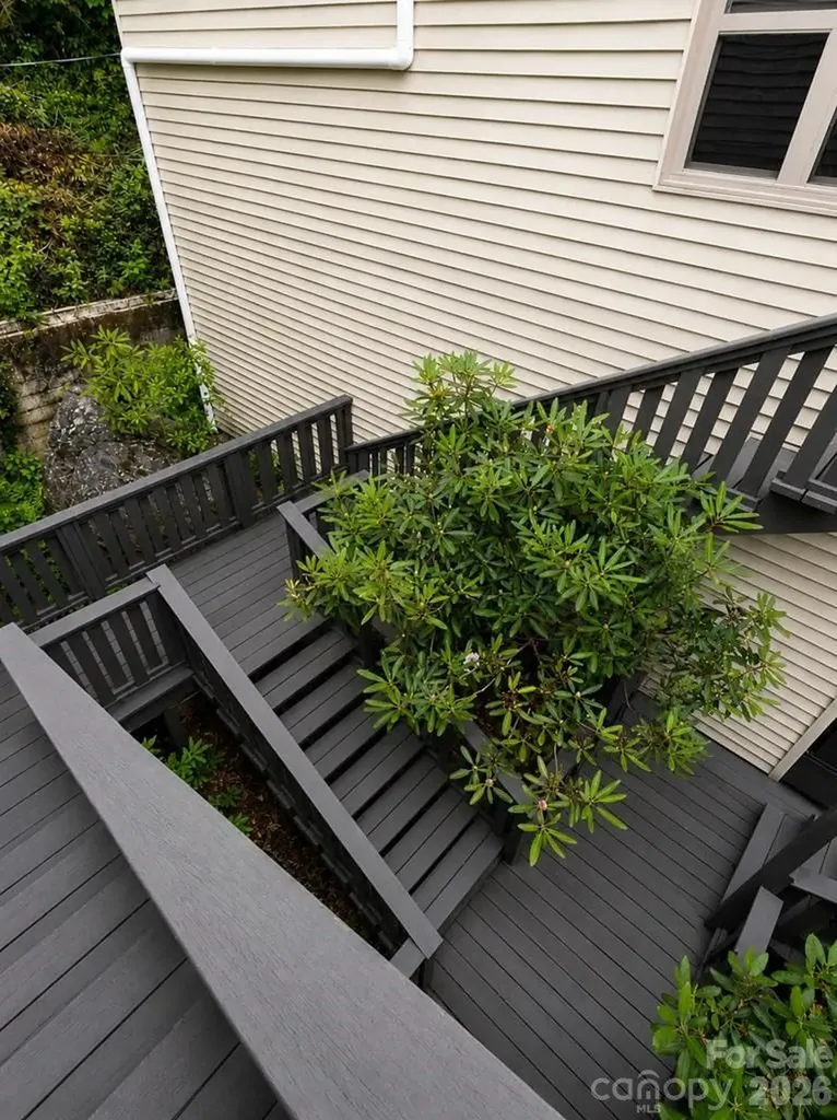 145 Hawks Nest Lane Highlands NC 28741